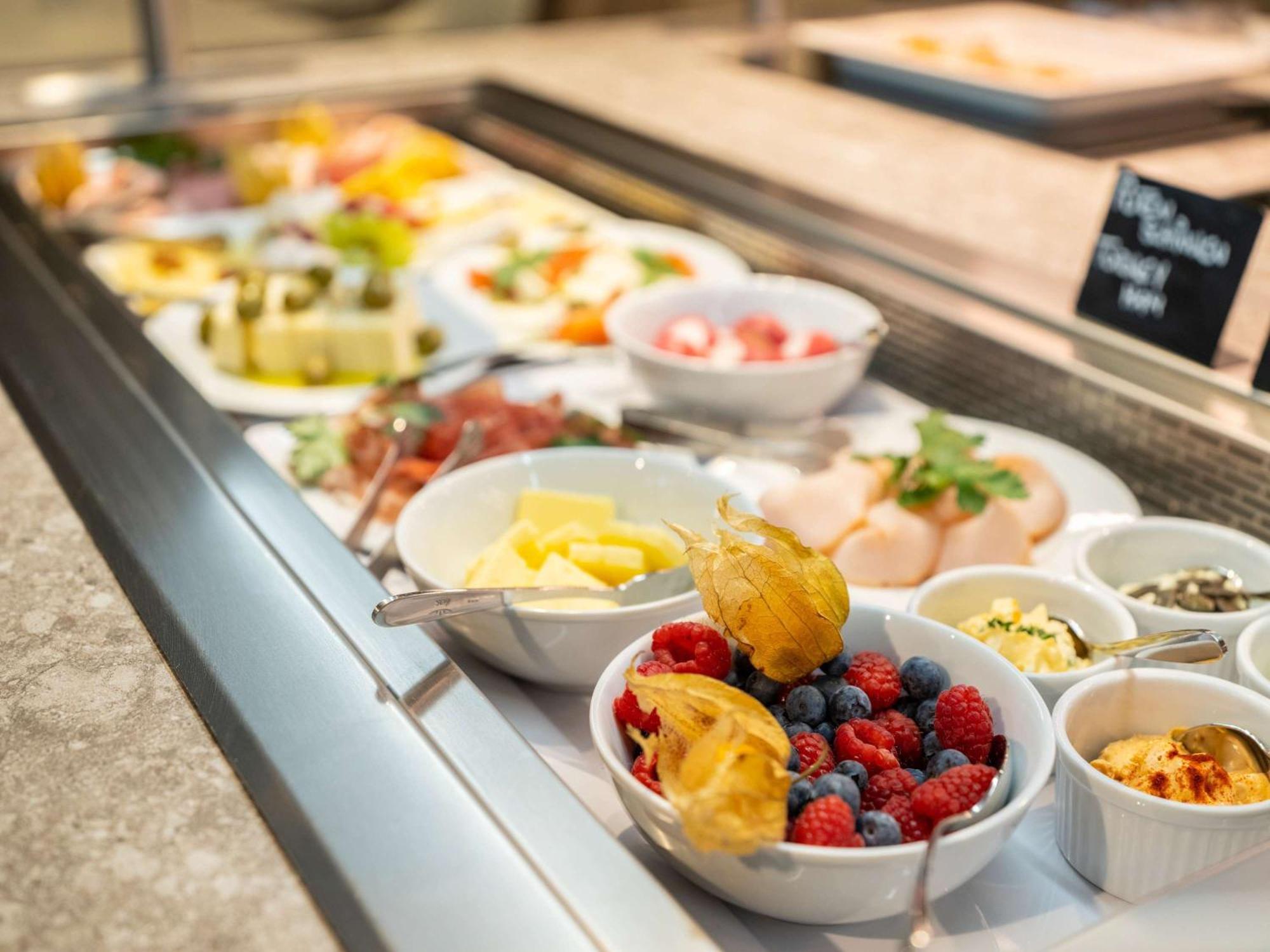 Отель Ibis Styles Graz Messe Экстерьер фото